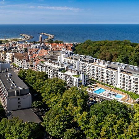 Apartamenty Sun & Snow Nadmorskie Tarasy Z Basenem コウォブジェク エクステリア 写真