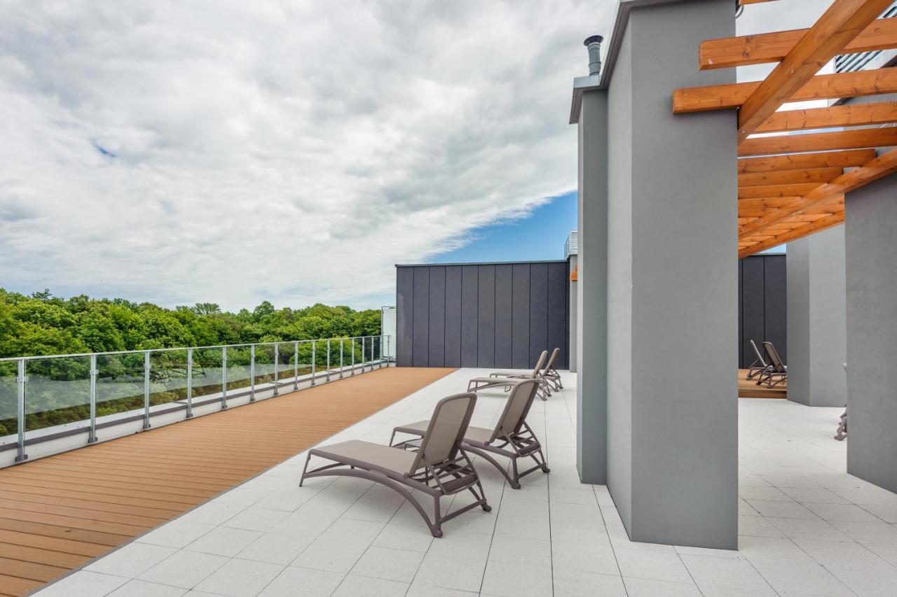 Apartamenty Sun & Snow Nadmorskie Tarasy Z Basenem コウォブジェク エクステリア 写真