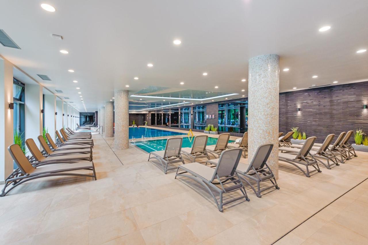 Apartamenty Sun & Snow Nadmorskie Tarasy Z Basenem コウォブジェク エクステリア 写真